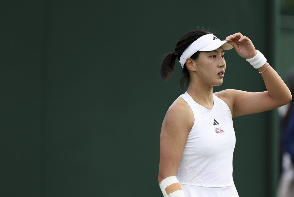 确保球队仍 确保球队仍