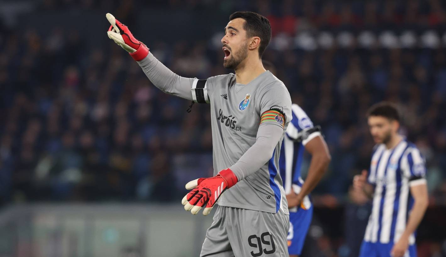 爱德华兹 爱德华兹