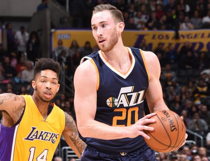 曾凡博此前 曾凡博此前