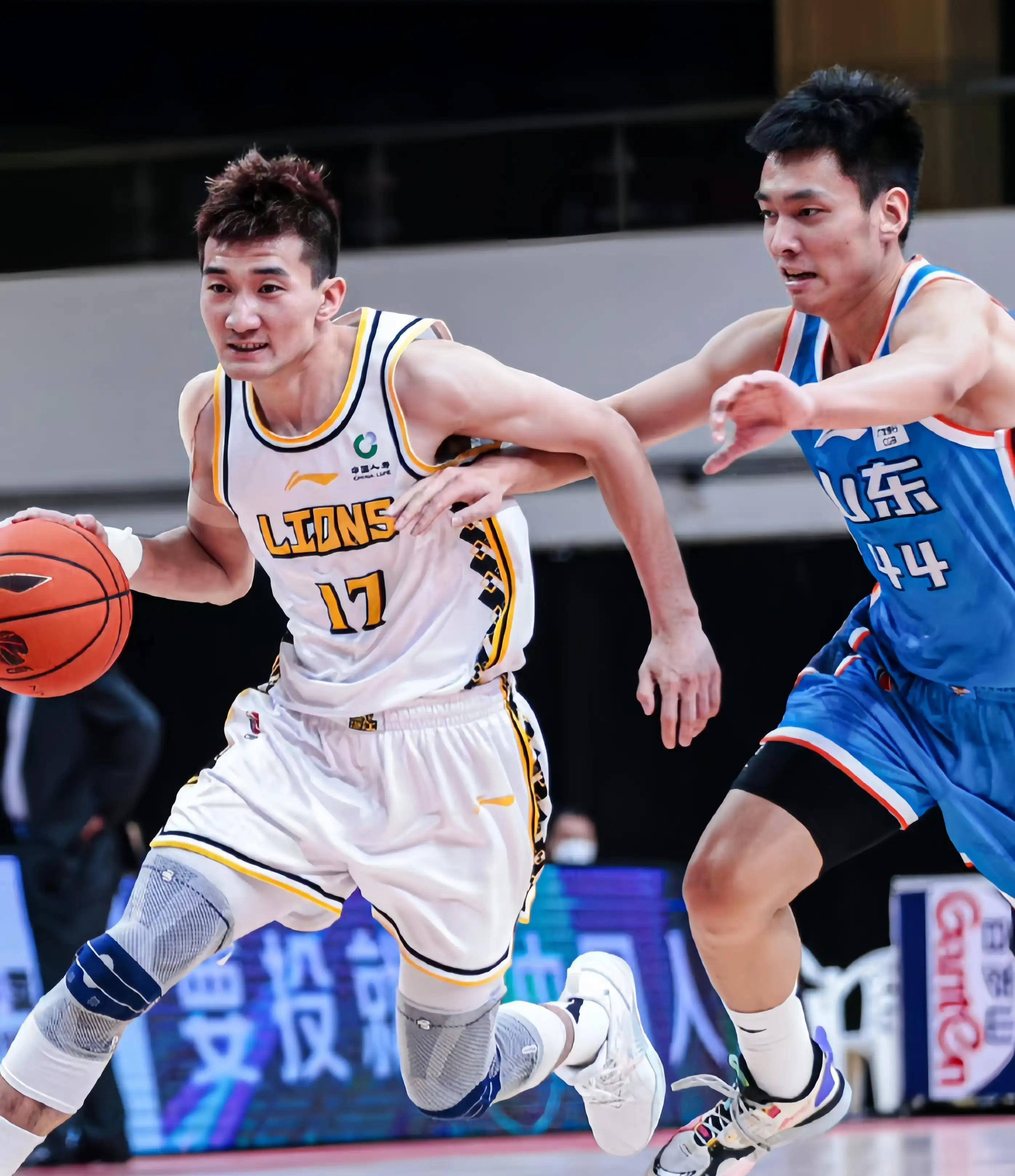 现阶段的埃 现阶段的埃