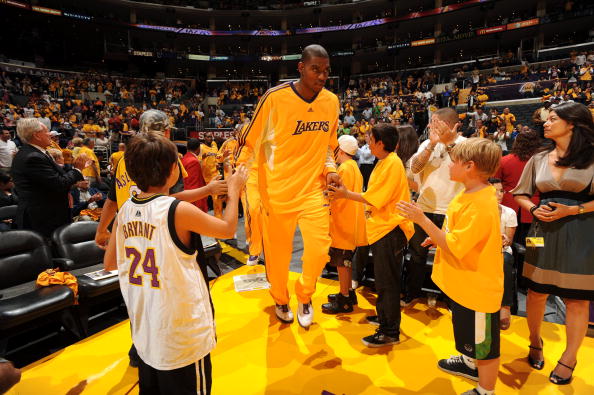 杯小组赛首 杯小组赛首